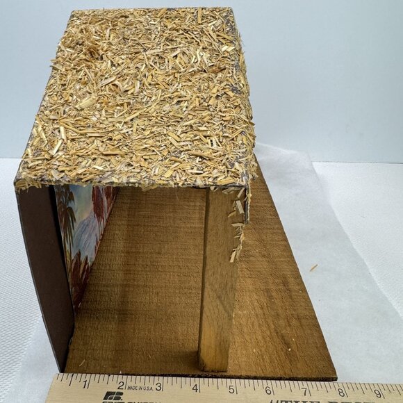 Vintage 13 pc Manger Nativity Set Gold Ceramic Figurines Wood Straw Christmas - Picture 13 of 16